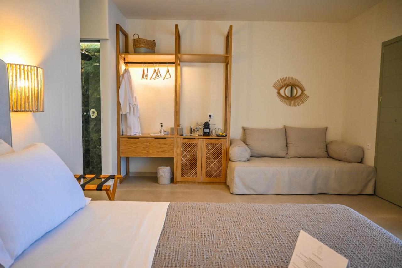 Schinoza Luxury Suites Schoinoussa Bagian luar foto