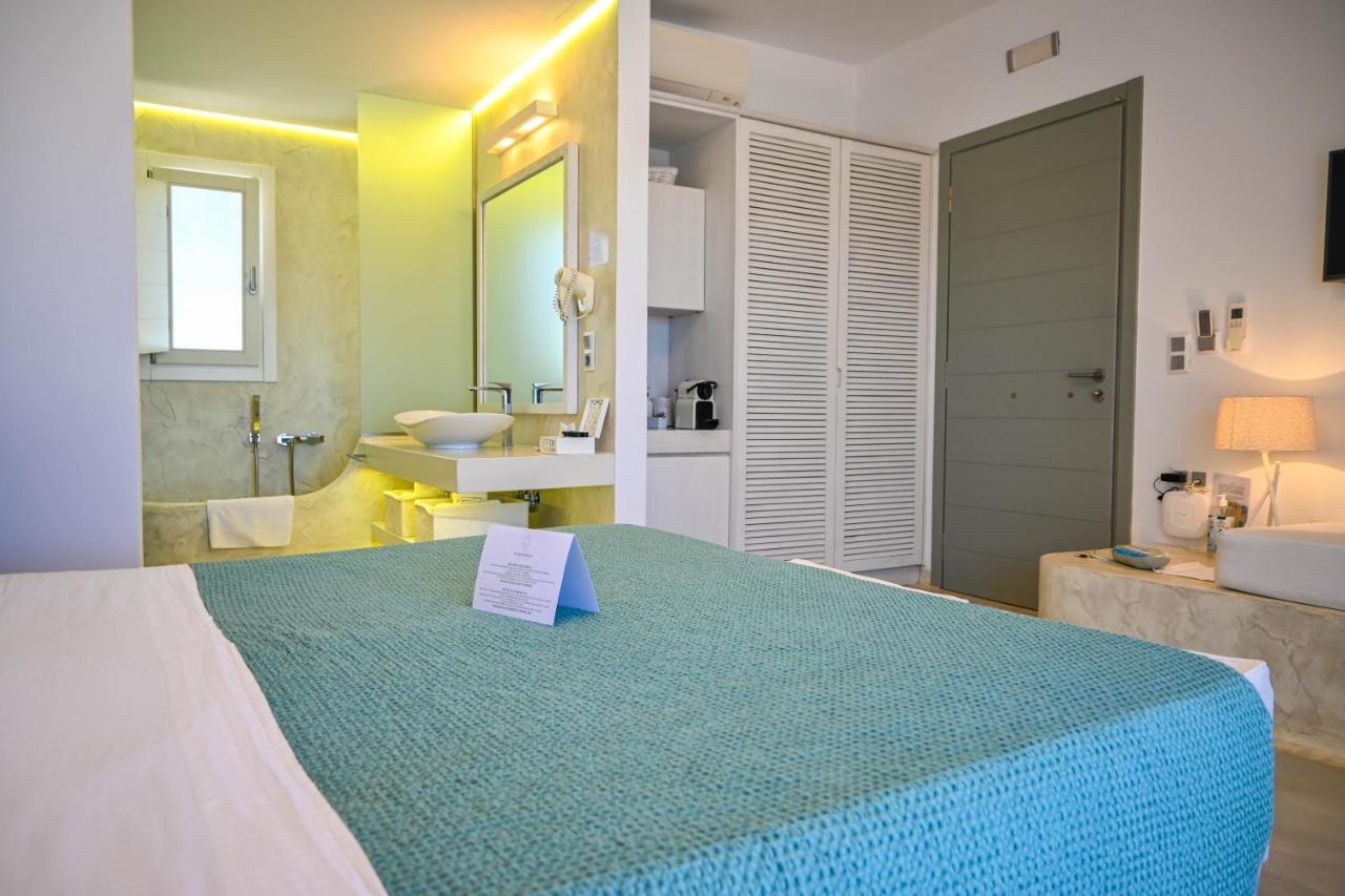 Schinoza Luxury Suites Schoinoussa Bagian luar foto