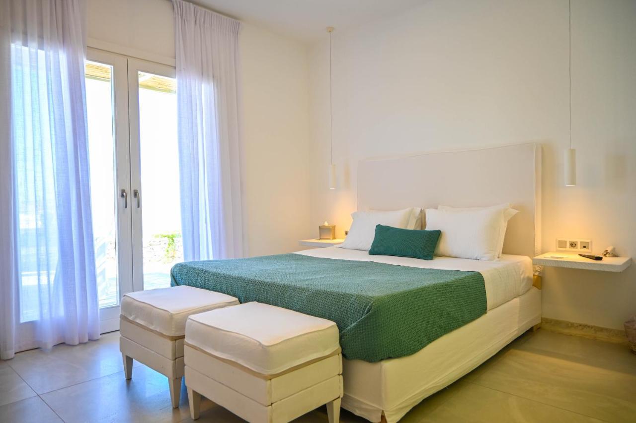 Schinoza Luxury Suites Schoinoussa Bagian luar foto