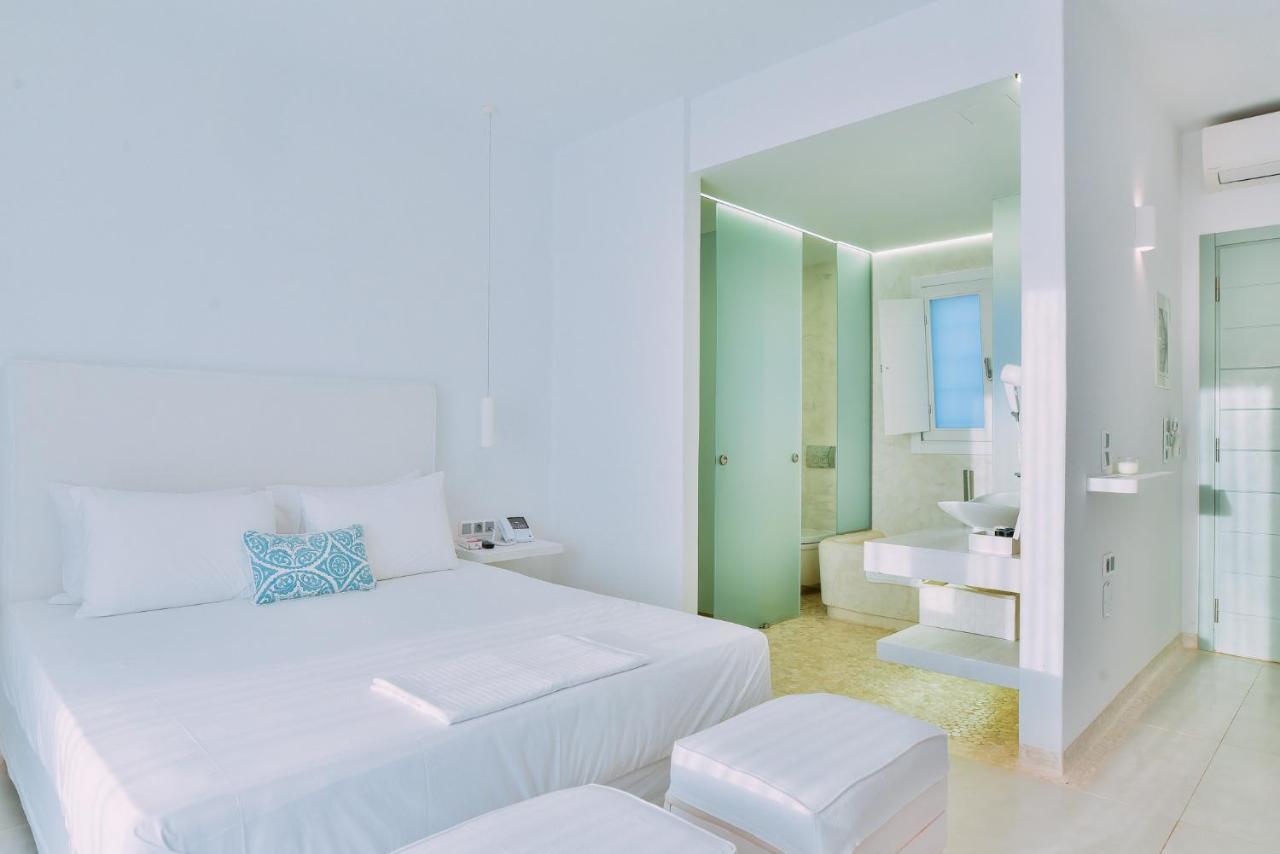 Schinoza Luxury Suites Schoinoussa Bagian luar foto